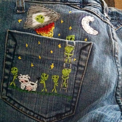 Luna Hale, Alien Embroidery, Pants Embroidery, Clothes Embroidery Diy, Denim Embroidery, Dipper Pines, Cute Alien, Crochet Quilt, Embroidery On Clothes