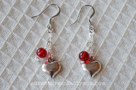 Hearts Decor, Valentine Earrings, Diy Mom, Heart Eye, Valentines Bracelets, Valentine Jewelry, Bracelet And Earring Set, Valentines For Mom, Chain Heart