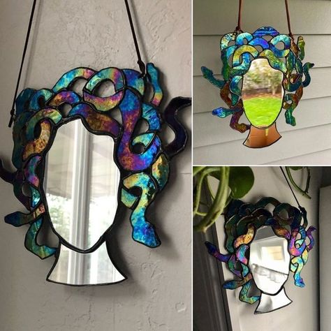 Medusa Mirror, Ancient Greek Medusa, Greek Medusa, Medusa Hair, Silhouette Face, Stained Glass Frames, Decoration For Party, Stained Glass Mirror, Iridescent Black