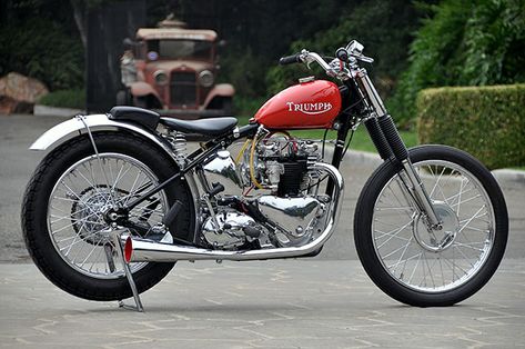 Triumph Chopper, Triumph Thunderbird, Triumph Bikes, Triumph Bobber, Drag Bike, Bike Exif, British Motorcycles, Bobber Motorcycle, Old Bikes