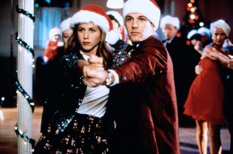 "The Object of My Affection" movie still, 1998.  L to R: Jennifer Aniston, Paul Rudd. The Object Of My Affection, Paul Rudd, Jennifer Aniston, Tour Guide, Academic Dress, Career, Hollywood, Nature