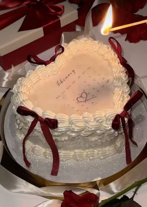 Valentines Coquette Aesthetic, Red Bow Cake, Heart Cake With Bows, Red Aesthetic Cake, Birthday Cake With Bows, Valentines Day Cake Aesthetic, Red Cake Aesthetic, Love Anniversary Cake, Anniversary Heart Cake