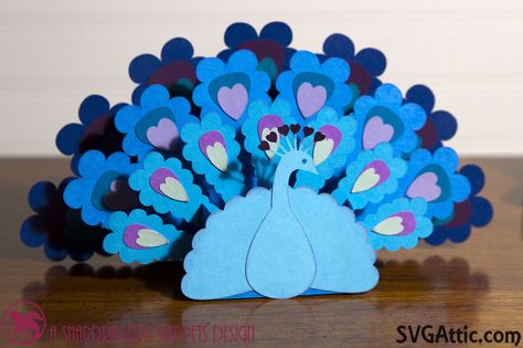 Peacock box card Valentine's Boxes, Valentine Box Ideas, Valentine Boxes For School, Kids Valentine Boxes, Xmas Centerpieces, Valentine Card Box, Peacock Crafts, Everyday Crafts, Work Decor