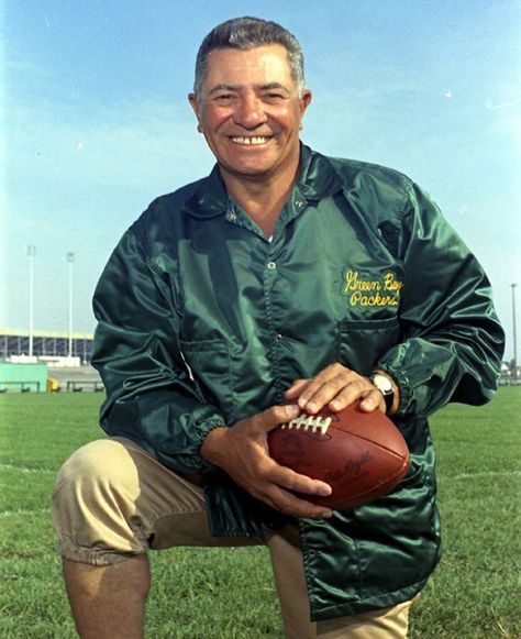 Vince Lombardi American Football Quotes, Lombardi Quotes, Healthy Competition, John Madden, Green Packers, Packers Gear, Packers Baby, Nfl Vintage, Go Packers