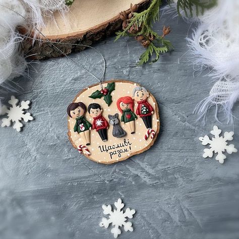 Baby Clay Ornament, Polymer Clay Family Ornaments, Christmas Family Ornaments, Polymer Clay Family Portrait, Wood Slice Ornament Family Portrait, Family Ornaments Personalized Handmade, Christmas Gifts For Family, Personalized Family Ornaments, Personalized Christmas Ornaments Family