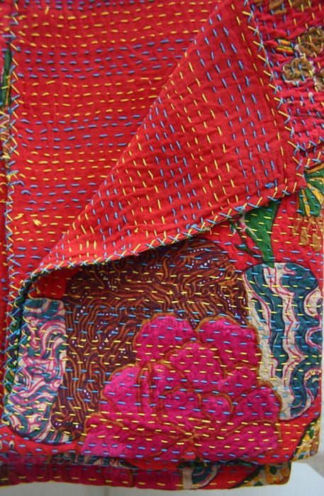 Linesofstitch Sashiko Quilting, Hand Quilting Technique, Boro Stitching, Quilt Modernen, Kantha Embroidery, Sashiko Embroidery, Patchwork Quilting, Japanese Embroidery, Kantha Stitch