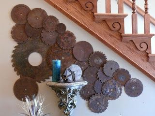 antique saw blade home decor - wall art Rusting Metal, Industrial Accents, Outside Wall Art, Car Part Furniture, Wood Table Design, Diy Rustic Decor, Old Tools, Trash To Treasure, Garage Design