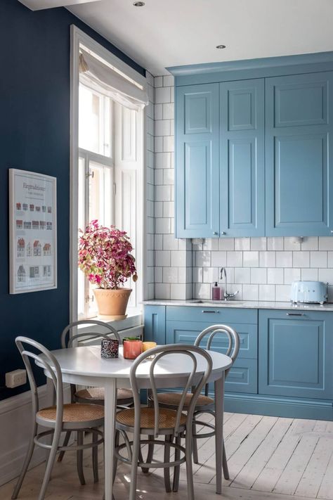 Dutch Boy Color of the Year 2025: Mapped Blue 16 Blue Kitchen Cabinets Ideas, Blue Sitting Room, Light Blue Kitchen Cabinets, Light Blue Kitchen, Bedroom Home Office Ideas, Semi Open Kitchen, Dark Grey Living Room, Grey Walls Living Room, Light Blue Kitchens