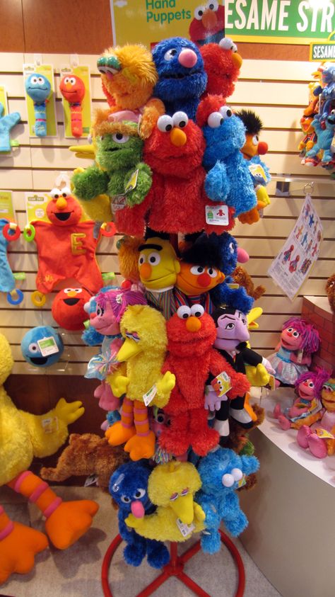 Sesame Street plush toy manufacturer Gund always has a lot of monsters, birds, and counting vampires on display. They don't have much new this year, ... Sesame Street Room, Sesame Street Stuffed Animals, Stuffed Animal Displays, Plush Accessories, Storing Stuffed Animals, Sesame Street Plush, Sesame Street Toys, Happy Birthday Steve, Elmo And Friends