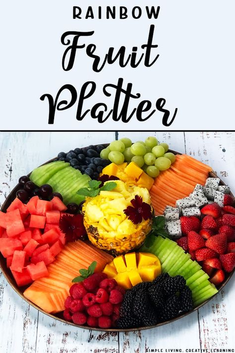 Fruit Platter Rainbow, Rainbow Fruit Platter, Fruit Tray Designs, Rainbow Fruit Platters, Fruit Platter Ideas Party, Fruit Buffet, Fruit Platters, Platter Ideas, Fruit Trays