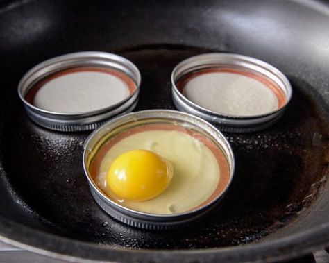 SO easy to make these on your own, and they freeze well for the perfect make-ahead breakfast! Even better than McDonalds! How To Make Mcdonalds Eggs, Mcdonalds Eggs How To Make, How To Make Eggs For Breakfast Sandwich, Freeze Ahead Breakfast Sandwiches, Breakfast Munchies, Egg Mcmuffin Recipe, Mcdonalds Recipes, Benedict Recipe, Mexican Salsa Recipes