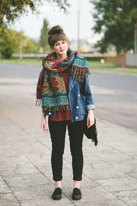 Scarf Outfit Fall, Chic Prints, Cute Thanksgiving Outfits, Plus Size Fall Outfit, Plus Size Fall, Outfit Invierno, Winter Mode, Lazy Day Outfits, Colorful Scarf