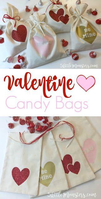 Quick and Easy Valentines Treat bags Valentines Vinyl Ideas, Valentine's Cricut Projects, Valentijnsdag Quotes, Valentine Candy Bags, Cricut Valentine Ideas, Cricut Valentines Projects, Candy Valentines, Appetizers Healthy, Diy Valentines Day Gifts For Him