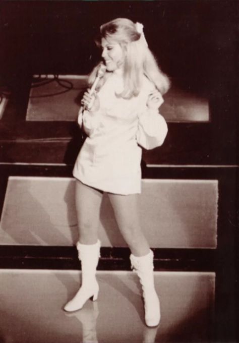 Nancy Sinatra, Last Fm, The 60s, High Boots, Knee High Boots, Knee High, Boots, White, Black