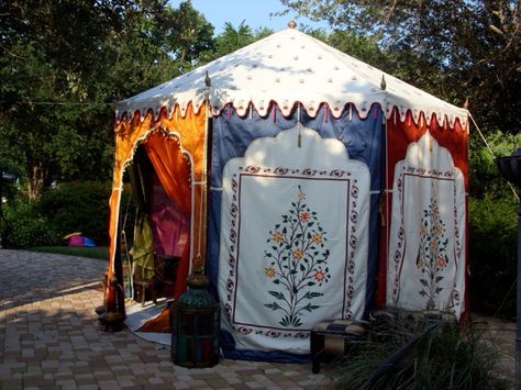 Paint Tent Diy, Diy Canopy Tent, Fantasy Tent Interior, Ren Faire Tent, Tent Aesthetic, Music Festival Tent, Indian Tent, Medieval Tents, Market Stall Display