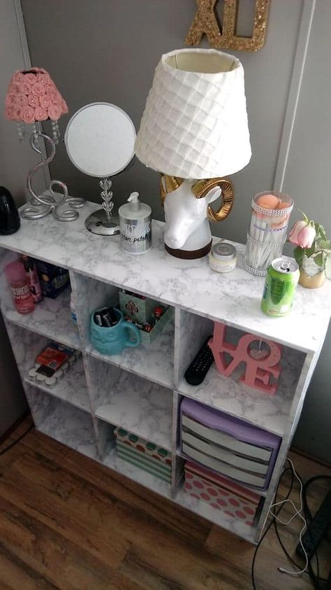 Cube Shelving, Small Apartment Organization, Diy Home Decor For Apartments, Small Bedroom Organization, Room Organization Bedroom, Apartment Decoration, Bedroom Organization, Organisation Hacks, Apartment Organization