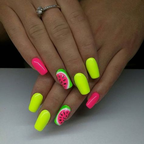 Nokti Za Leto, Watermelon Nail Designs, Sun Nails, Watermelon Nails, Fancy Nails Designs, Simple Gel Nails, Minimal Nails, Pretty Nail Designs, Pretty Nail Art Designs