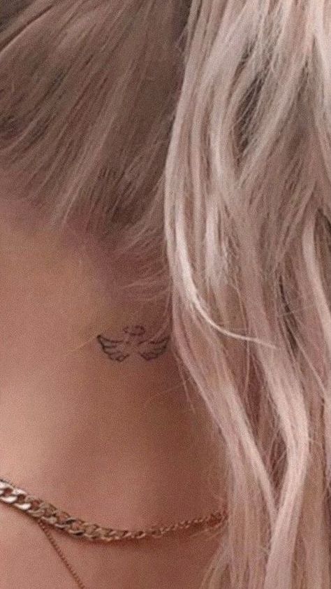 Angle Wing Tattoos, Wing Neck Tattoo, Wings Tattoo Meaning, Angle Tattoo, Wing Tattoos On Back, Cute Simple Tattoos, Small Girly Tattoos, Hand Tattoos For Girls, Angel Wings Tattoo