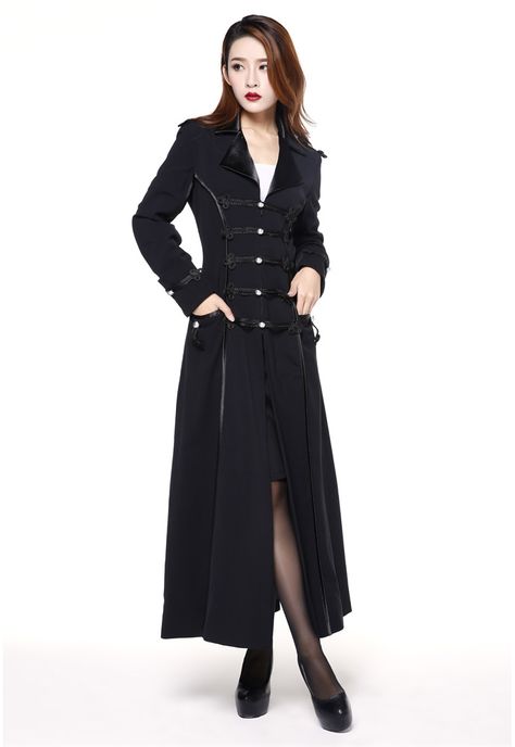 By Anna-Maria Syk Military Long Coat, Wool Trench Coat Women, Trench Coat Winter, Mode Mantel, Winter Trench Coat, Black Wool Coat, Wool Trench Coat, Military Coat, Langer Mantel