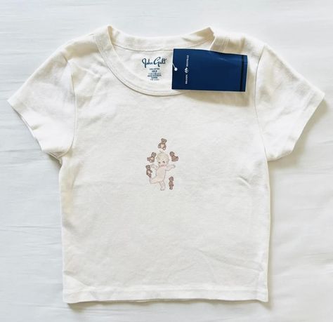 Brandy Melville Cherub, Brandy Outfits, Brandy Melville Graphic Tees, Brandy Top, Brandy Melville Shirts, Brandy Melville T Shirts, Brandy Melville Top, John Galt, Angel Baby