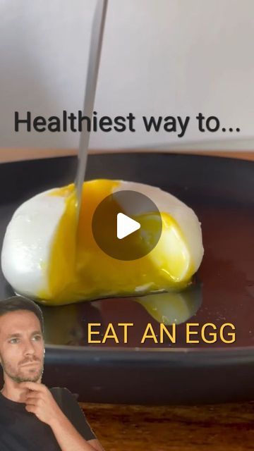 Eggs Poached, Easy Poached Eggs, Keto Egg Fast, Cooking Eggs, Perfect Poached Eggs, Lee Marvin, Health Myths, Egg Fast, Healing Foods