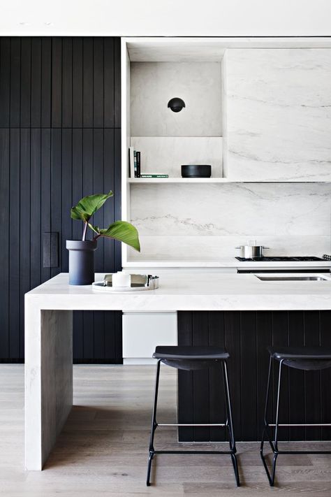 Mim Design, Minimal Interior Design, Black Kitchen Cabinets, White Interior Design, Best Kitchen Designs, Boho Farmhouse, Interior Modern, Minimalism Interior, Black Kitchens