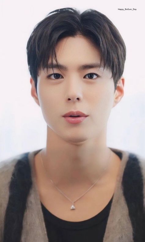 Happy_BoGum_Day (@Happy_BoGumDay) on X Park Bo Gum Cute, Park Go Bum, Park Bogum, Park Bo Gum, Bo Gum, Gong Yoo, Osaka Japan, Korean Entertainment, Cha Eun Woo