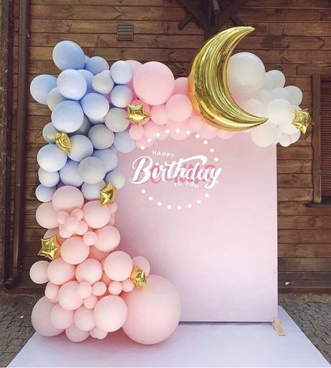 Jan 21, 2020 - This Pin was discovered by Tamig84. Discover (and save!) your own Pins on Pinterest. Gender Ideas, Balloons Decor, First Birthday Balloons, Idee Babyshower, Gold Baby Shower, Gender Reveal Balloons, Gender Party, Girl Birthday Decorations