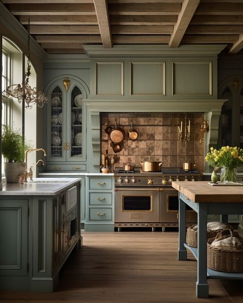 Traditional English Kitchen Design, Old English Style Kitchen, Old English Cottage Kitchen, English Country Kitchens Cottage, English Manor Kitchen, Old English Country House Interior, Tudor Interior Design, Old English Cottage Interiors, Old English Kitchen