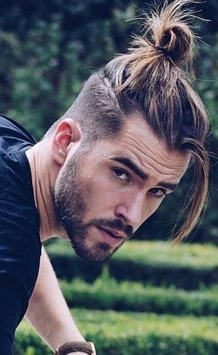 men hairstyle, men hairstyle short, men hairstyle medium, men hairstyle long, men hairstyle curly Ponytail Hairstyles For Men, Man Bun Haircut, Long Curly Hair Men, Man Bun Hairstyles, Mens Hairstyles Medium, Men Haircut Styles, Corte De Cabelo Masculino, Undercut Hairstyles, Curly Hair Men