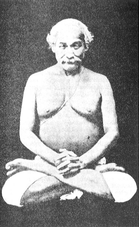 Lahiri Mahasaya Lahiri Mahasaya, Yoga History, Yogananda Quotes, Mind Strong, Mahavatar Babaji, Autobiography Of A Yogi, Paramhansa Yogananda, Spiritual Figures, Strongest Man