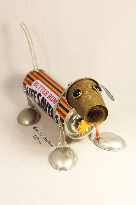 Recycle Sculpture, Butter Rum, Recycled Robot, Tin Can Art, Aluminum Can Crafts, Recycled Art Projects, Robot Sculpture, Tin Can Crafts, Trash Art