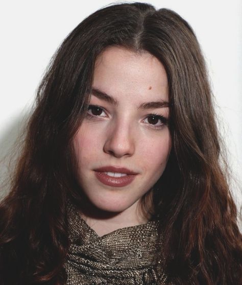 Olivia Thirlby, Celebrity Look Alike, What Is Tumblr, Classic Outfits, Celebrity Crush, Pretty People, Digital Artist, A Woman, Most Beautiful