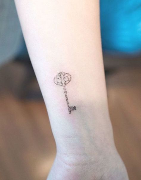 Small Tattoo Designs With Meaning, Vintage Key Tattoos, Antique Key Tattoos, Small Key Tattoos, Heart Key Tattoo, Tattoo Designs With Meaning, Key Tattoo Designs, Best Small Tattoos, Designs With Meaning