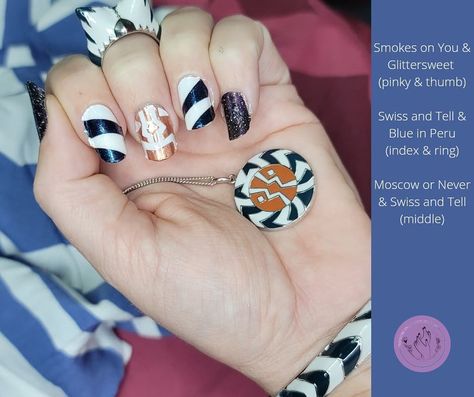 Ashoka Tano Nails, Ashoka Nails, Ahsoka Tano Hair, Ahsoka Tano Nails, Ahsoka Nails, Mixed Manicure, Ashoka Tano, Disney Nail, Nail Art Disney