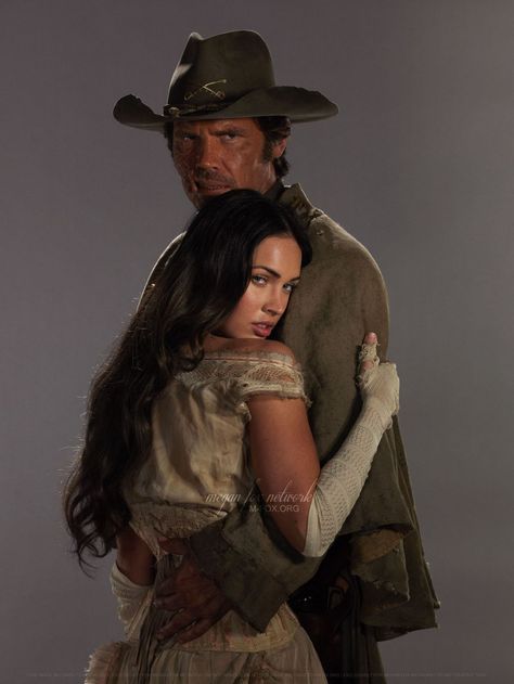 megan fox promo | Megan Fox – Jonah Hex Promos Cowboy Outfits For Women, Wild West Costumes, Megan Fox Outfits, Cowboy Films, Jonah Hex, Megan Fox Photos, Fox Photo, Megan Denise Fox, Cowgirl Look