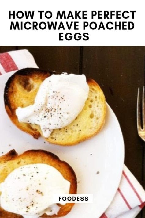 This step-by-step recipe walks you through the best way to microwave a perfect poached egg. Poached Egg In Microwave, Egg In Microwave, Microwave Poached Eggs, Poached Eggs Microwave, Eggs In The Microwave, Easy Poached Eggs, Super Easy Breakfast, Perfect Poached Eggs, Microwave Eggs