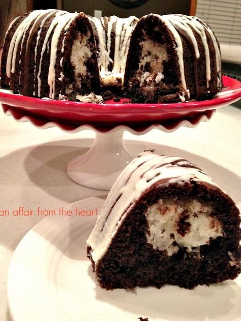 Chocolate Macaron Bundt Cake, Tunnel Bundt Cake Recipes, Almond Joy Bundt Cake, Pudding Filled Bundt Cake Recipes, Chocolate Macaroon Bundt Cake Recipe, Filled Bundt Cake Recipes, Tunnel Of Fudge Bundt Cake, Tunnel Cake, Chocolate Macaroon