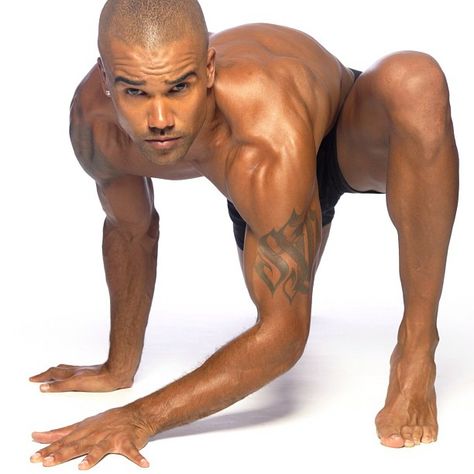 Loving Moore: SHEMAR MOORE Sherman Moore, Kaptan Jack Sparrow, Shemar Moore, Black Actors, Bradley Cooper, Doja Cat, Really Funny Pictures, Good Looking Men, American Actors