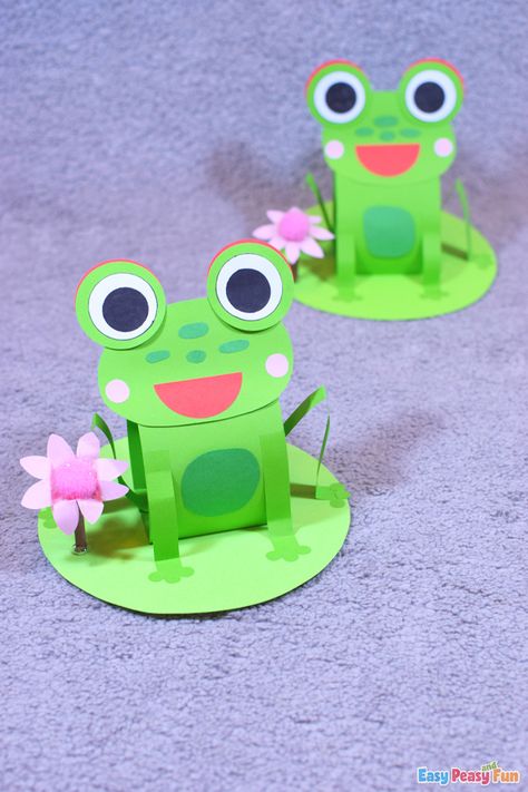 DIY Cute Frog on a Lily Pad Paper Craft Frog On Lily Pad Craft, 3d Frog Craft, Leap Year Crafts, Amphibians Preschool Activities, Frog Pictures Cute, Lily Pad Craft, Frog Paper Craft, Frog Crafts For Kids, Paper Frogs