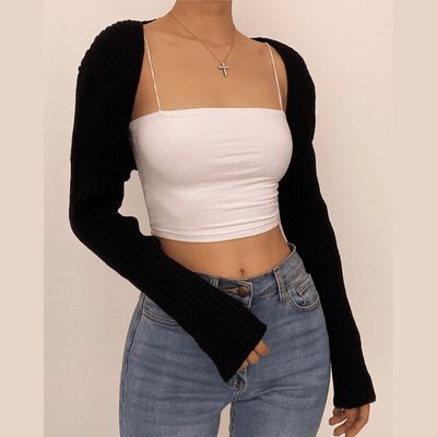 Black Sleeves Outfit, Jean Sweater Outfit, Arm Warmer Sweater, Shrug Outfit, Knitted Top Outfit, Shrug Top, Long Sleeve Shrug, Black Shrug, Slay Outfits