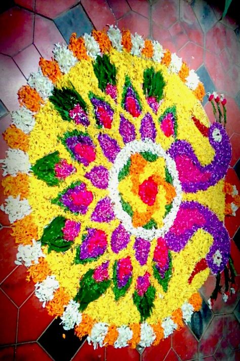 Flower Carpet Design, Pookalam Design, Peacock Flower, Flower Carpet, Rangoli Designs Flower, Flower Rangoli, Peacock Design, Design Flower, Rangoli Design