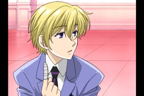 Tamaki with his bandaged finger Host Club Tamaki, Club Images, High School Host Club, Ouran High School Host Club, Host Club, Anime Images, High School, Blonde, Wallpapers