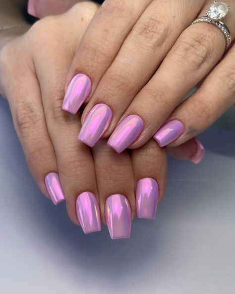 Just a super soft pretty pink chrome for @paiigetee90 using my favourite chrome in this whole world. ⁣ 𝗣𝗿𝗼𝗱𝘂𝗰𝘁𝘀 𝘂𝘀𝗲𝗱:⁣ @getbuffedpro efile bits & celestia chrome @lightelegancehq hard gel system @gellyfitaus CN35 ⁣ Hard gel refill + $15 art ⁣ ⁣ .⁣ .⁣ .⁣ ⁣ #chromenails #pinkchromenails #pinkchrome #pinknails #girlynails #prettynails #prettynailart #coffinnails #shineynails #sparklynails #softpinknails #gelnails #perthnailsalon Soft Pink Nails, Pink Chrome Nails, Pink Chrome, Chrome Powder, Pretty Nail Art, Sparkly Nails, Hard Gel, Pink Cat, Chrome Nails