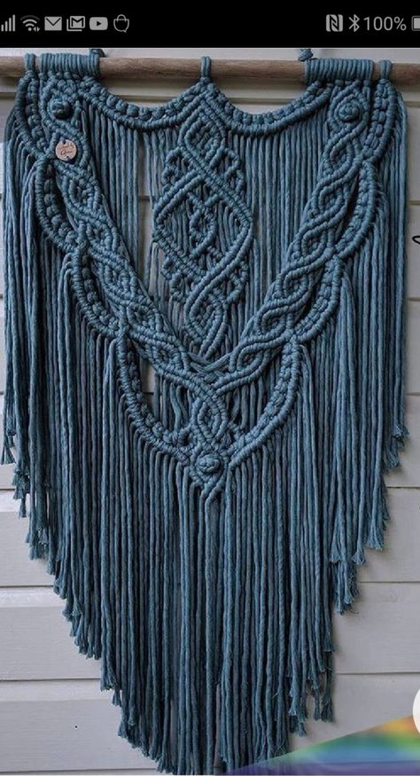 Diy Macrame Wall Hanging, Pola Macrame, Hantverk Diy, Macrame Wall Hanging Tutorial, Macrame Wall Hanger, Macrame Wall Hangings, Macrame Plant Hanger Patterns, Makramee Diy, Macrame Knots Pattern