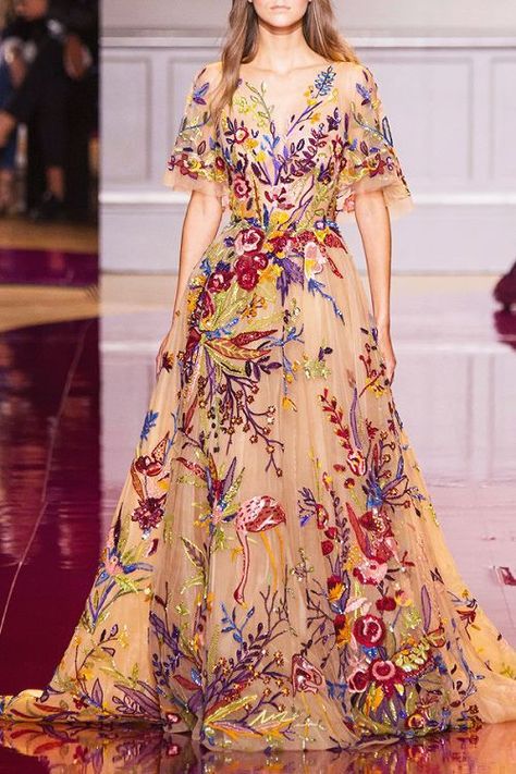 Kebaya Lamaran, Plus Size Evening Gown, 2016 Couture, Sheer Robe, Afrikaanse Mode, Ralph Russo, Dresses 2020, Gala Dresses, Zuhair Murad