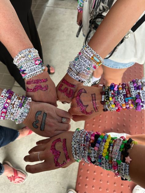 Taylor 13 On Hand, Preppy Taylor Swift Bracelets, Taylor Swift Concert Friendship Bracelets, Taylor Swift Friendship Bracelet Aesthetic, 13 Hand Taylor Swift, 13 On Hand Taylor Swift, Taylor Swift Concert Bracelet, Taylor Swift 13 Hand, Taylor Swift Glitter