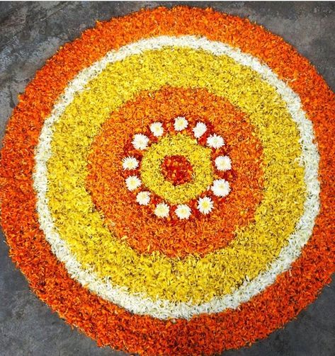 Yellow And Orange Flower Rangoli Easy, Yellow And Orange Flower Rangoli, Haldi Rangoli Designs, Onam Pookalam Design, Onam Pookalam, Pookalam Design, Simple Flower Rangoli, Flowers Garland, Easy Rangoli Designs Videos