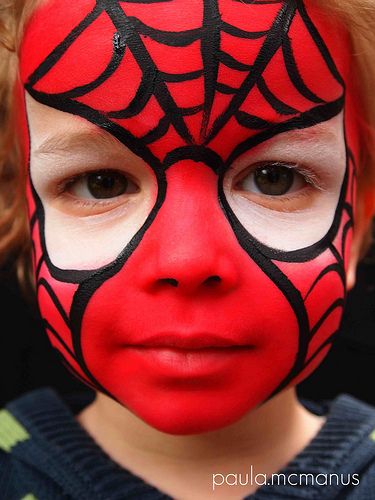 Real Spiderman, Spider Man Face Paint, Spiderman Makeup, Face Painting Halloween Kids, Maquillage Halloween Simple, Face Painting Tips, Face Painting For Boys, Spiderman Tattoo, Christmas Face Painting