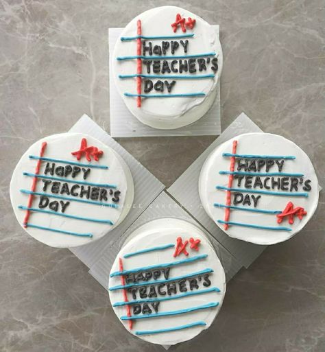 Teacher Appreciation Bento Cake, Teachers Cake Design, Teachers Day Bento Cake Design, Teachers Day Theme Cake, Teacher Appreciation Cake Ideas, Cake Hari Guru Aesthetic, Teachers Day Cake Design, Teachers Day Cupcakes, Teacher Theme Cake